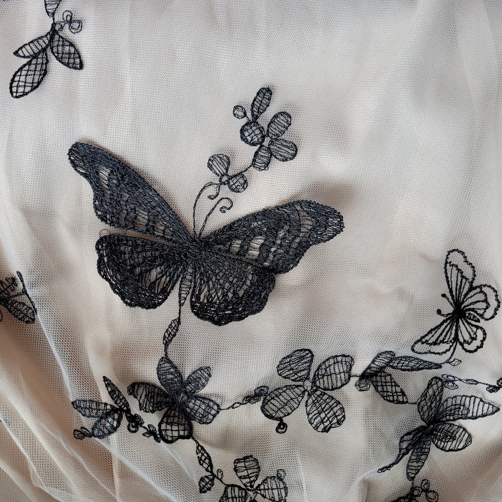 Retro Stage Butterfly Dress, BNWT, Size L - Picture 8 of 9